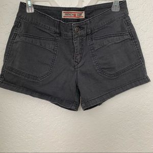 FRENCH STAR GREY SHORTS